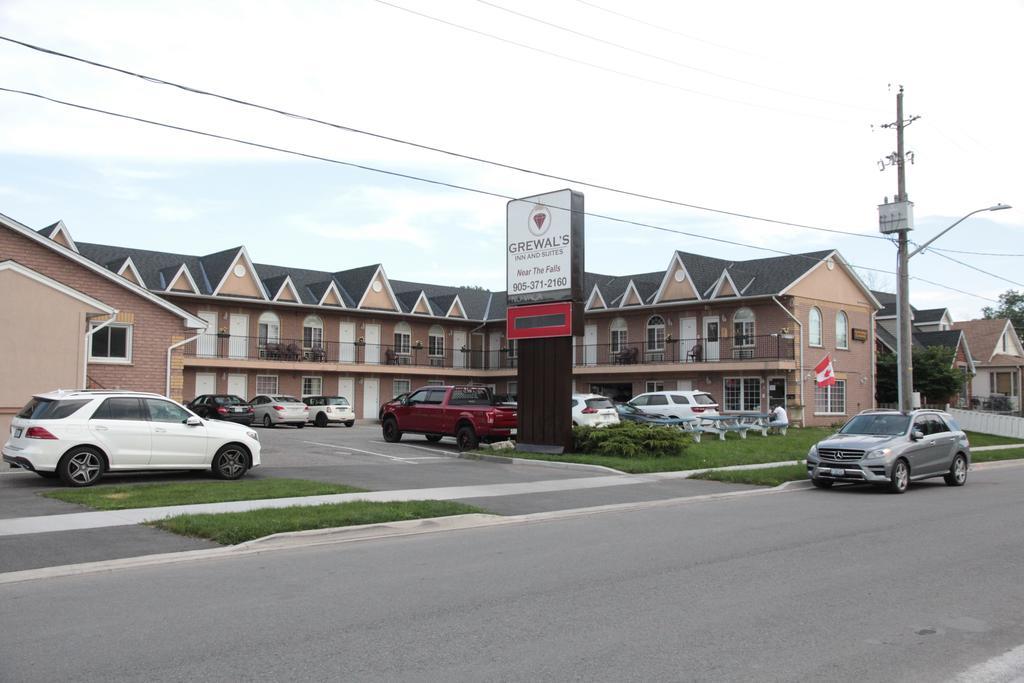 Grewals Inn And Suites ไนแอการาฟอลส์ ภายนอก รูปภาพ