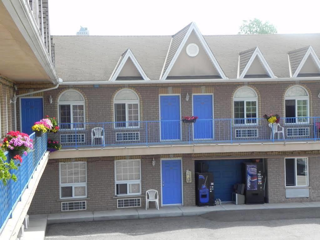 Grewals Inn And Suites ไนแอการาฟอลส์ ภายนอก รูปภาพ