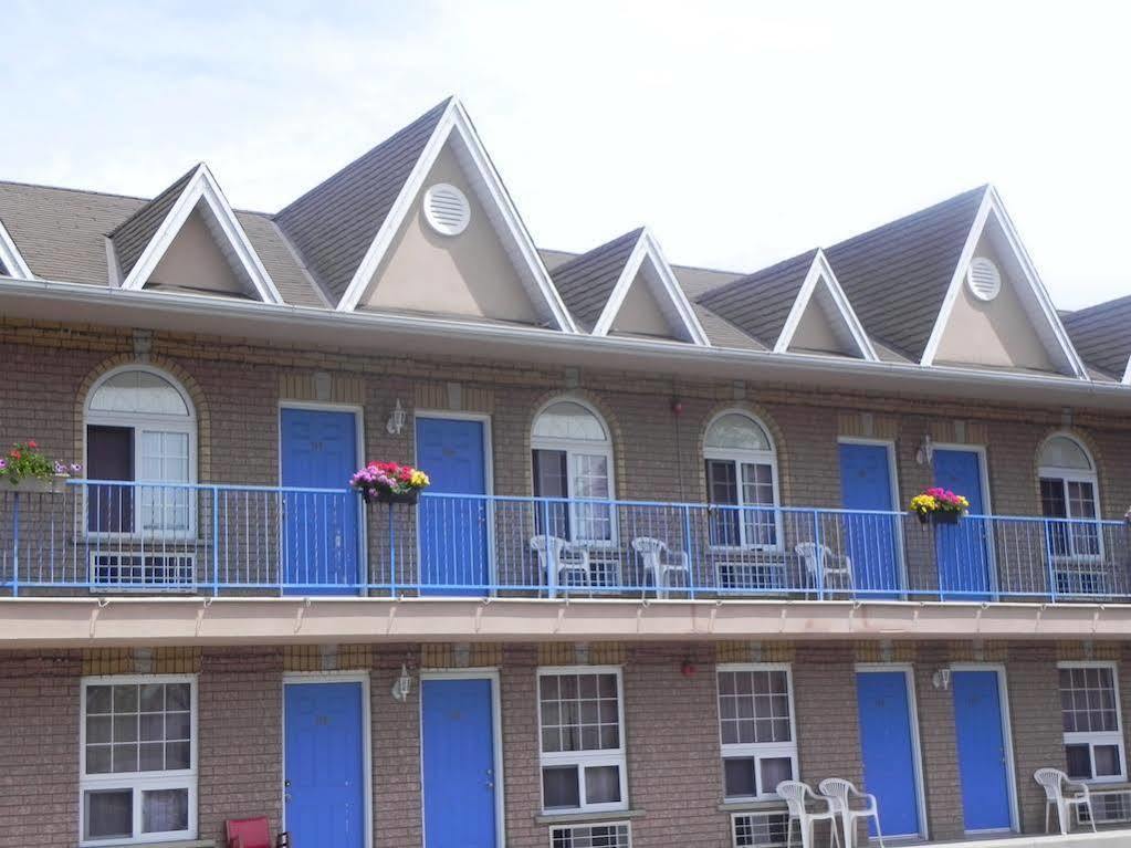 Grewals Inn And Suites ไนแอการาฟอลส์ ภายนอก รูปภาพ