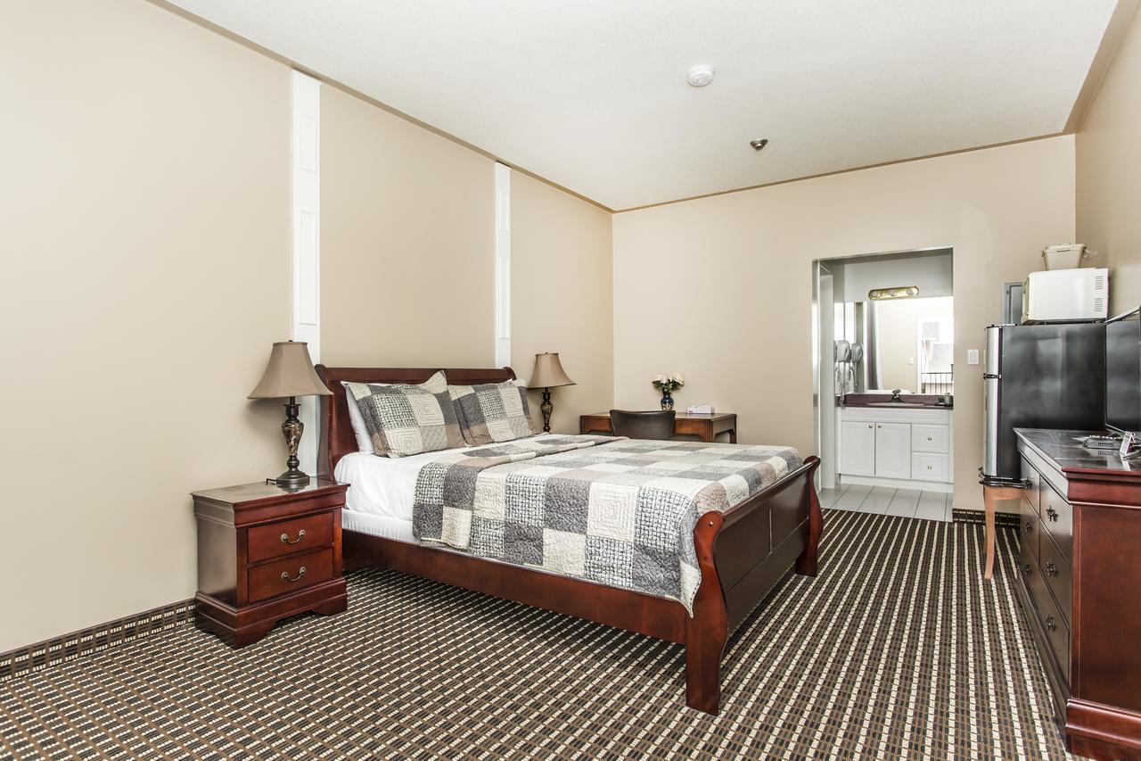 Grewals Inn And Suites ไนแอการาฟอลส์ ภายนอก รูปภาพ