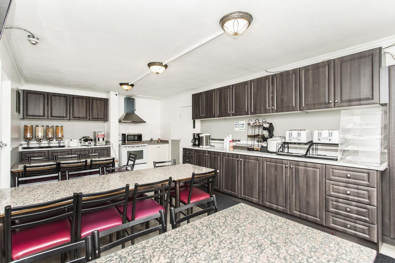 Grewals Inn And Suites ไนแอการาฟอลส์ ภายนอก รูปภาพ