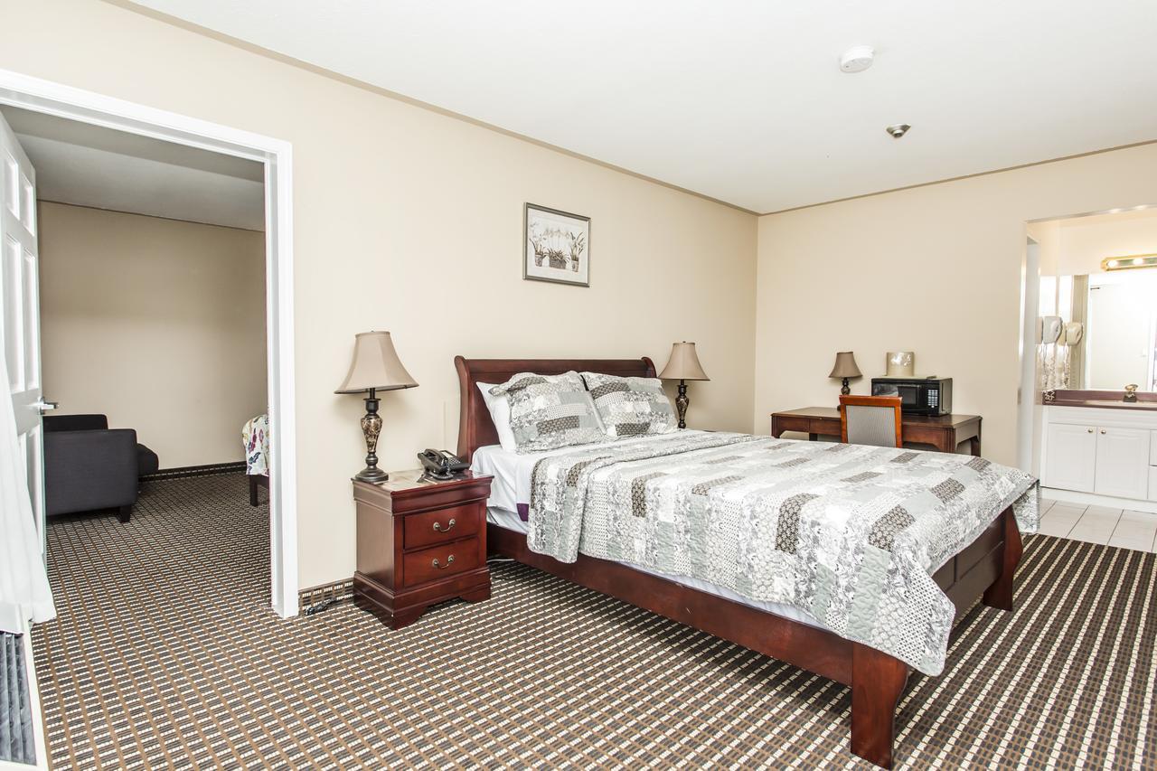 Grewals Inn And Suites ไนแอการาฟอลส์ ภายนอก รูปภาพ